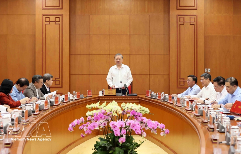 Party chief calls for more drastic anti-corruption actions